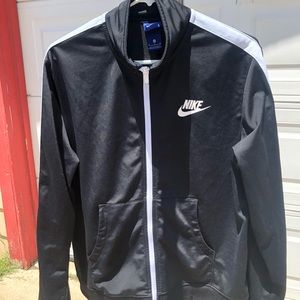 Black nike jacket